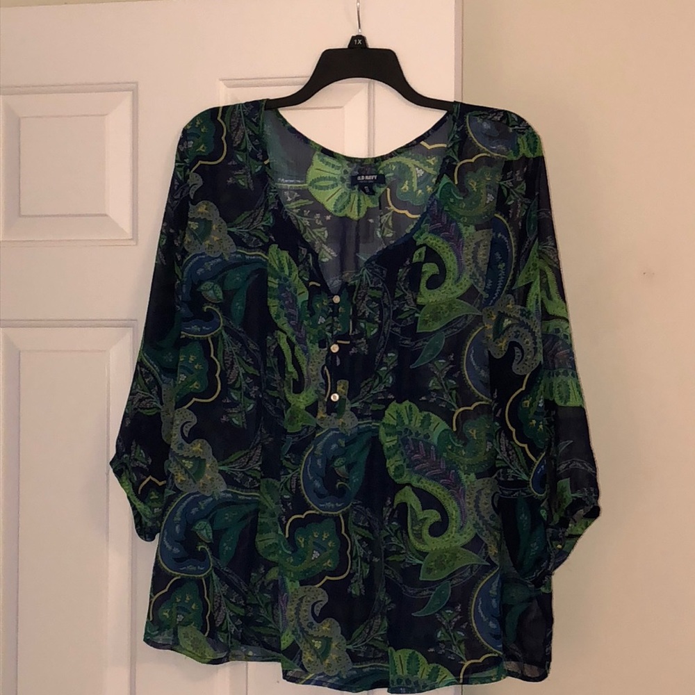 Sheer Paisley Tunic-Versitile w/Beautiful Pattern